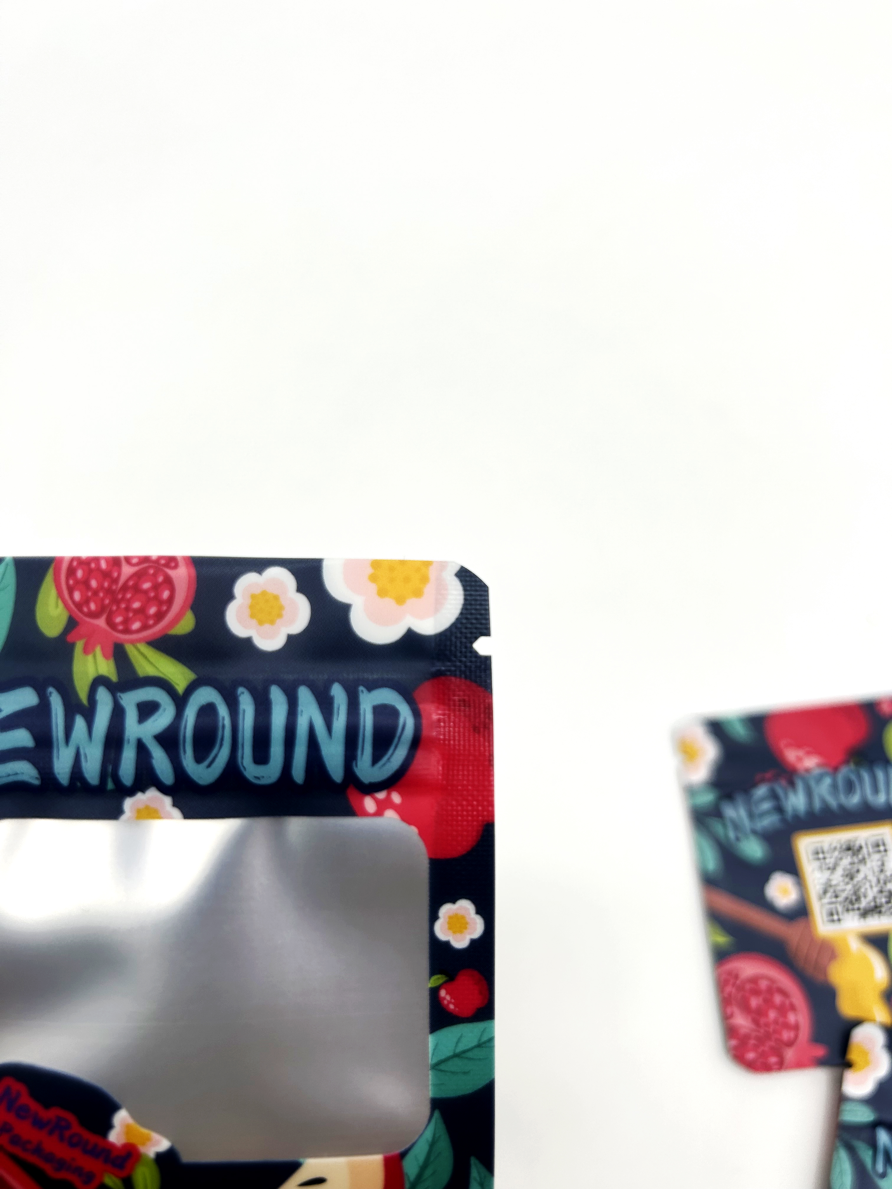 Custom Design Flat Bottom Pouch with Side Zipper